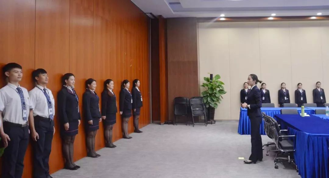 提升服務質量，塑造專業形象——廣電城市服務城市規劃展覽物業服務中心開展服務禮儀與會務服務培訓